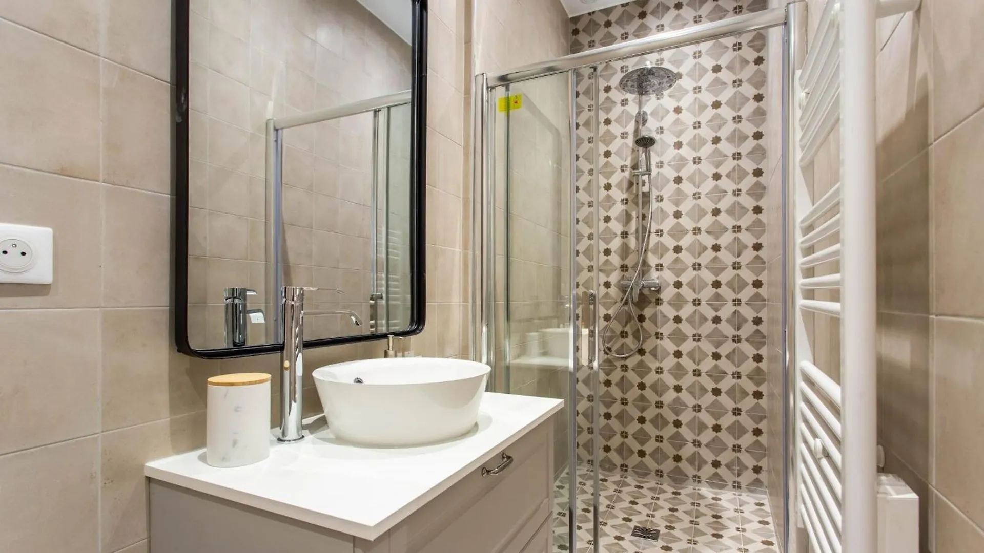 Apartment Intimate - 1br-4p - Republique Paris